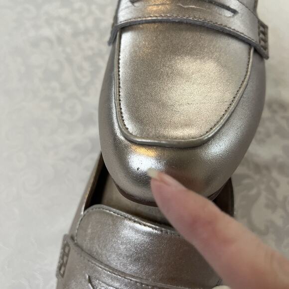 NEW Clarks Women 9M Keesha Donna Gold Metallic Leather Slip On Open Back Mules - Picture 8 of 9